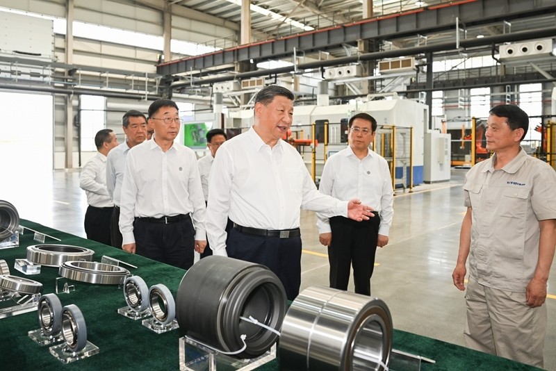 习近平在河南考察时强调 坚定信心推动高质量发展高效能治理 奋力谱写中原大地推进中国式现代化新篇章